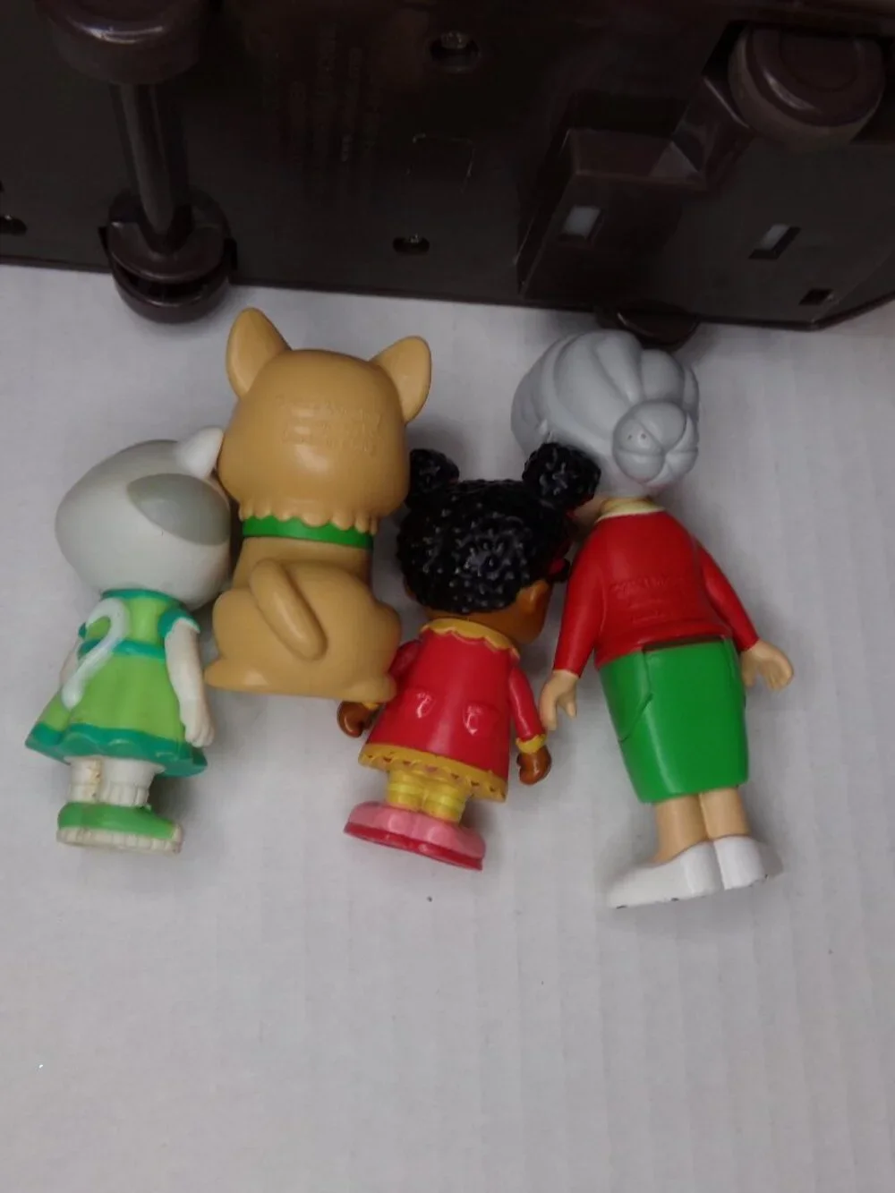 The Fred Rogers Company Tollytots Chiming Trolley Figures Toys